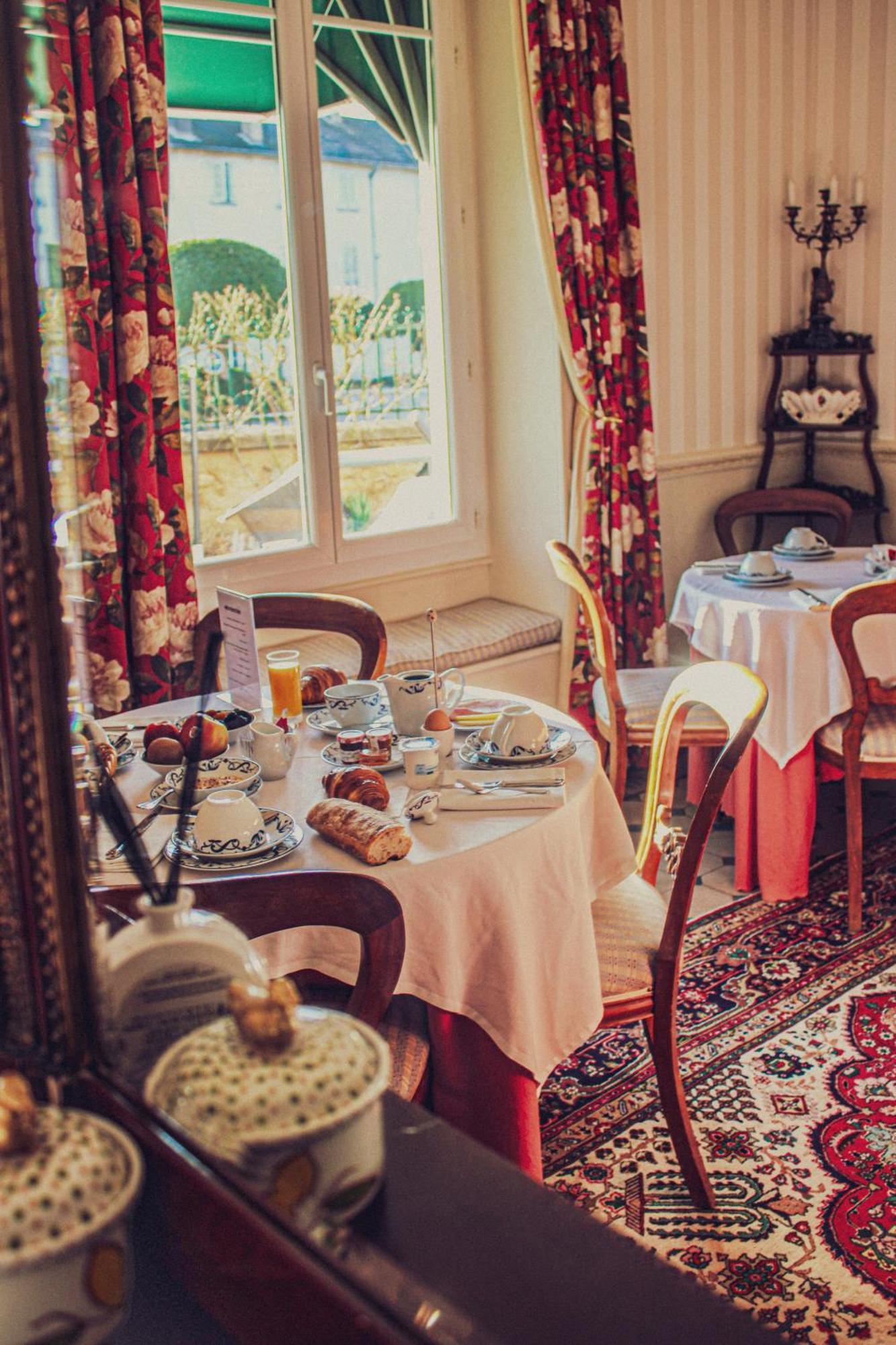 ביון Hotel La Villa Fleurie מראה חיצוני תמונה