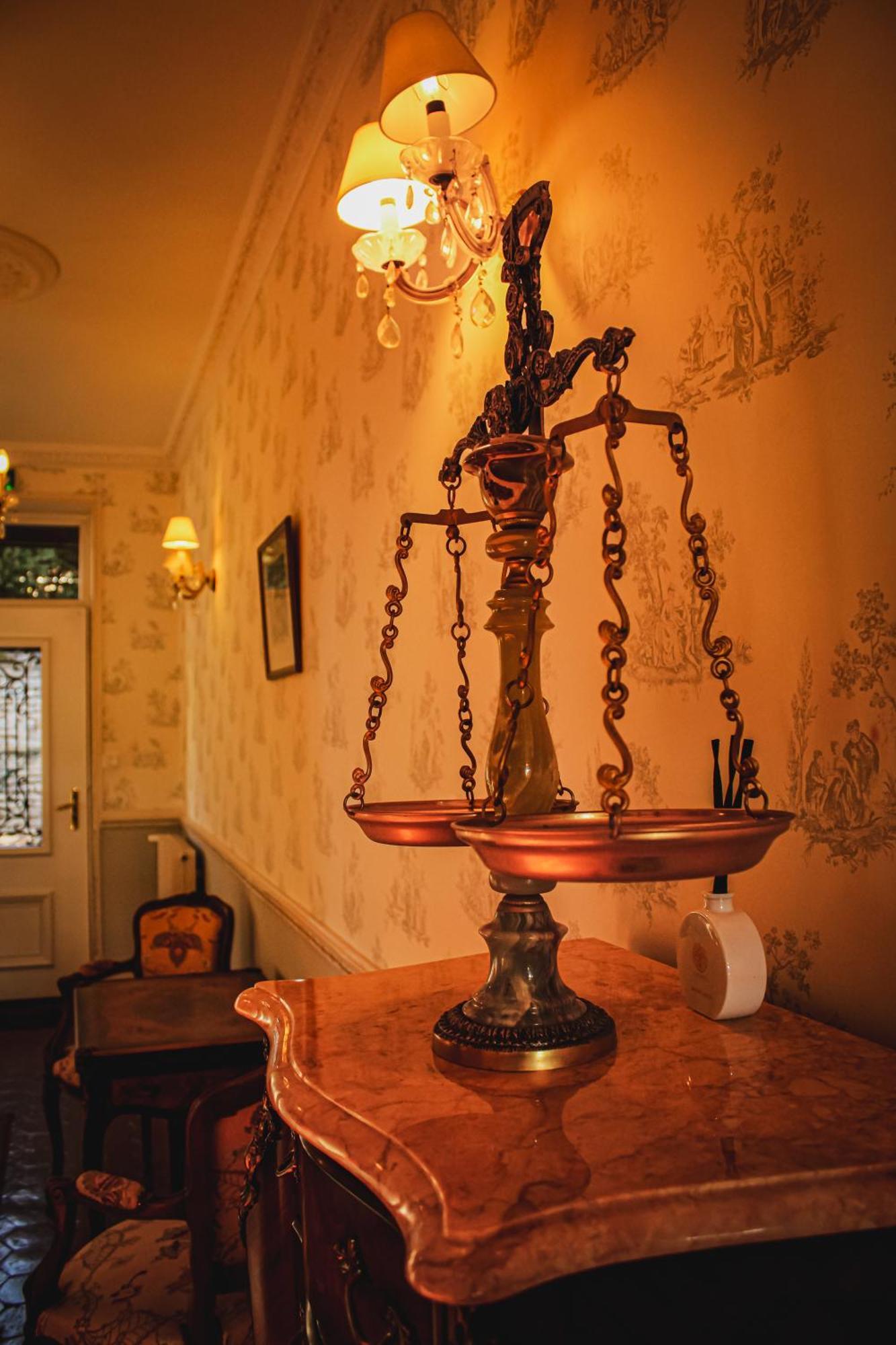 ביון Hotel La Villa Fleurie מראה חיצוני תמונה