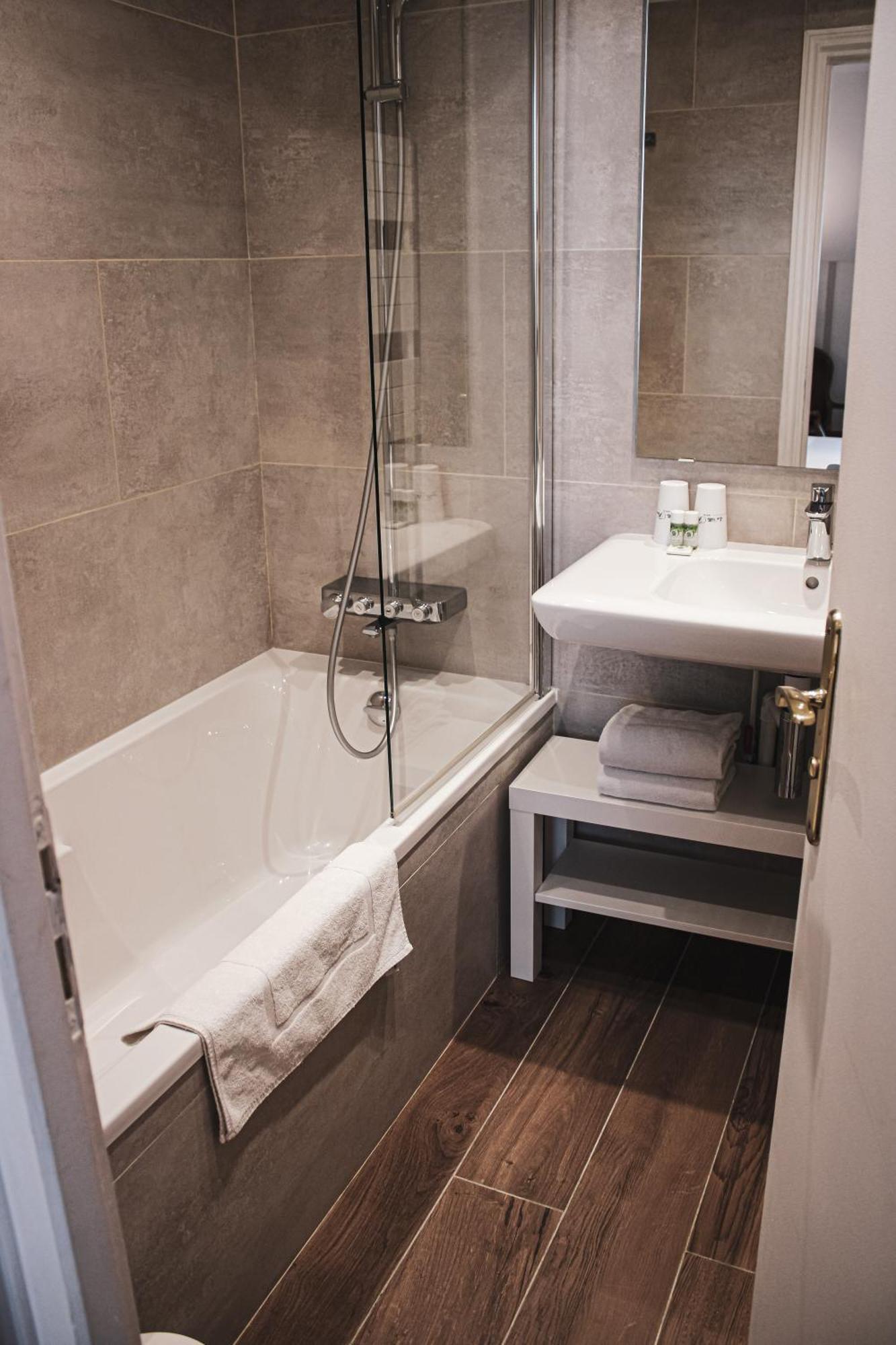 ביון Hotel La Villa Fleurie מראה חיצוני תמונה